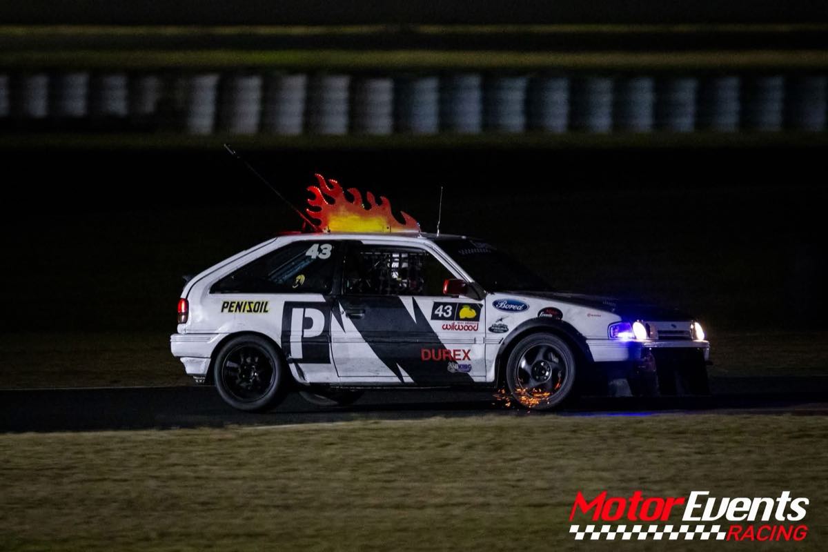 POORAGAIN Racing competing in an endurance event, fundraising for Rare Cancers Australia