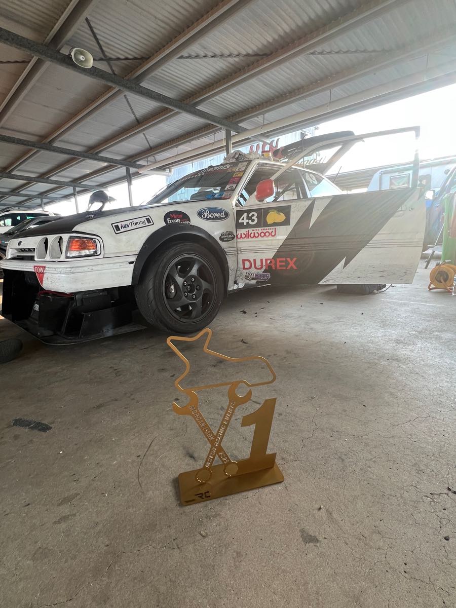 POORAGAIN Racing competing in an endurance event, fundraising for Rare Cancers Australia