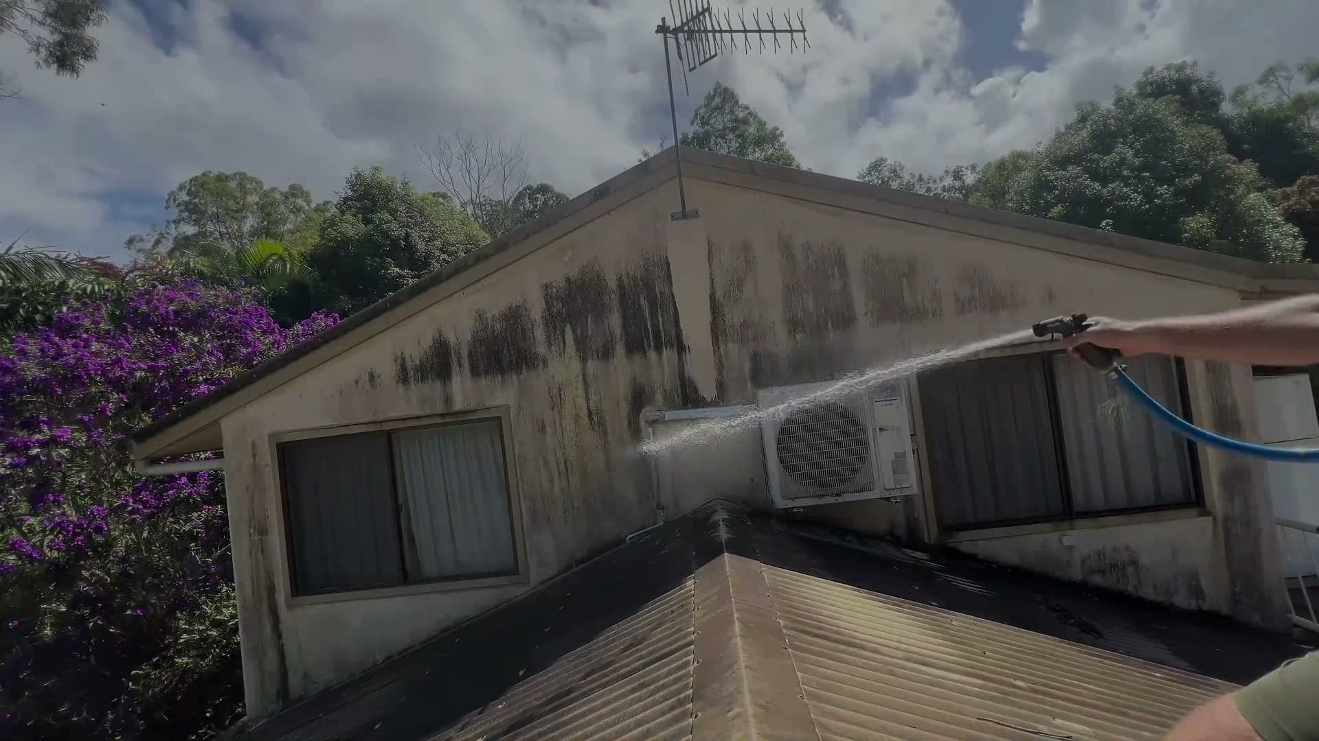 Pressure cleaning hero - driveways, roofs, houses and patios restored to look like new on the Gold Coast