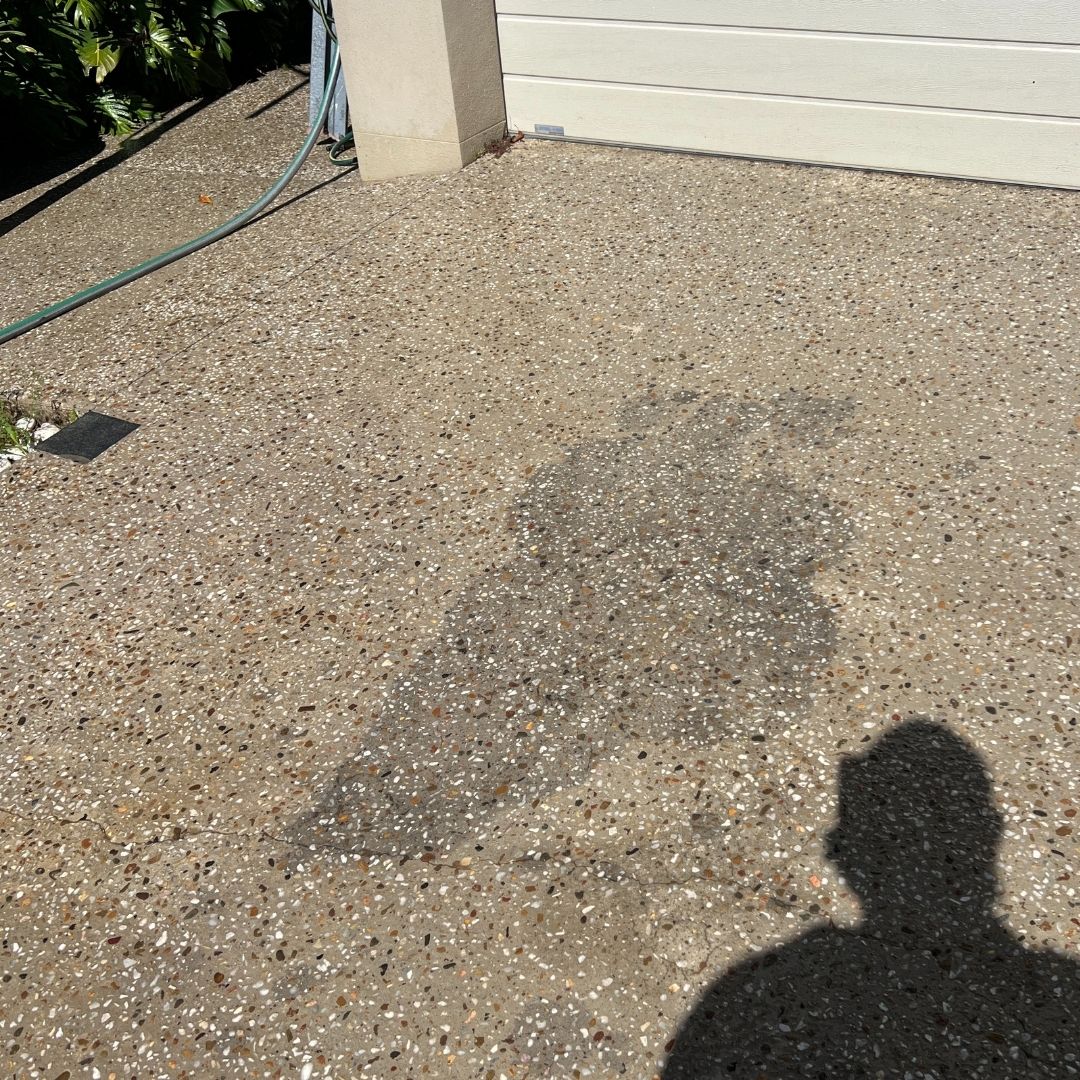 Stain removal pressure cleaning on a Gold Coast property